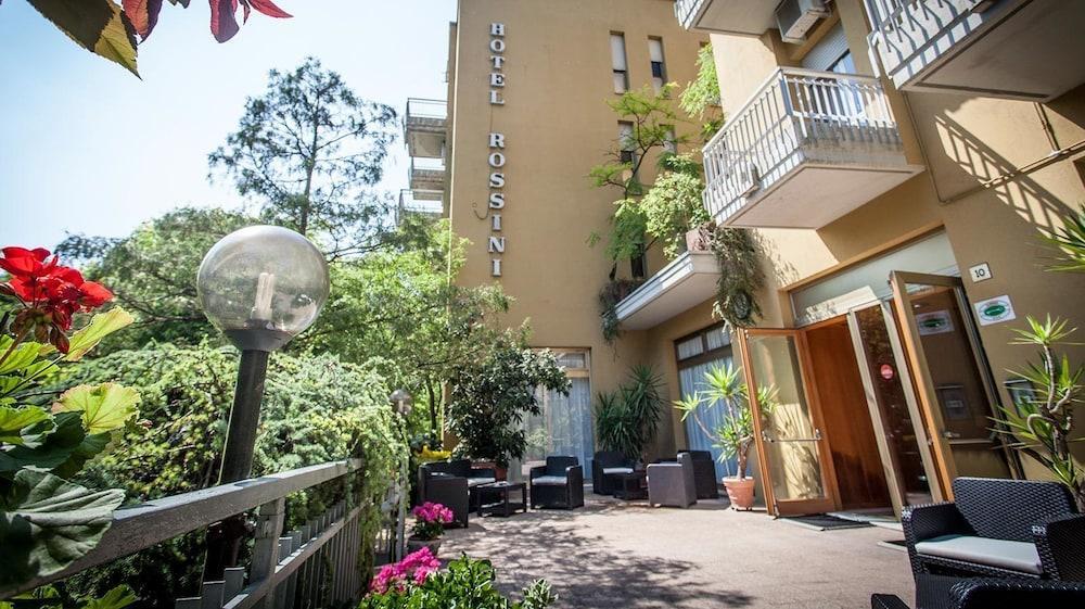 Hotel Rossini Tabiano Terme Zewnętrze zdjęcie