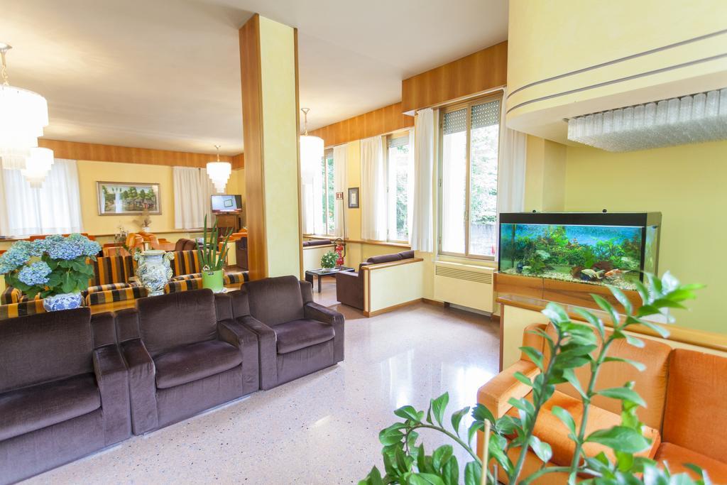 Hotel Rossini Tabiano Terme Zewnętrze zdjęcie