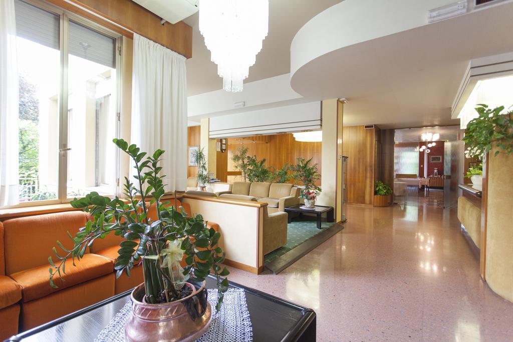 Hotel Rossini Tabiano Terme Zewnętrze zdjęcie