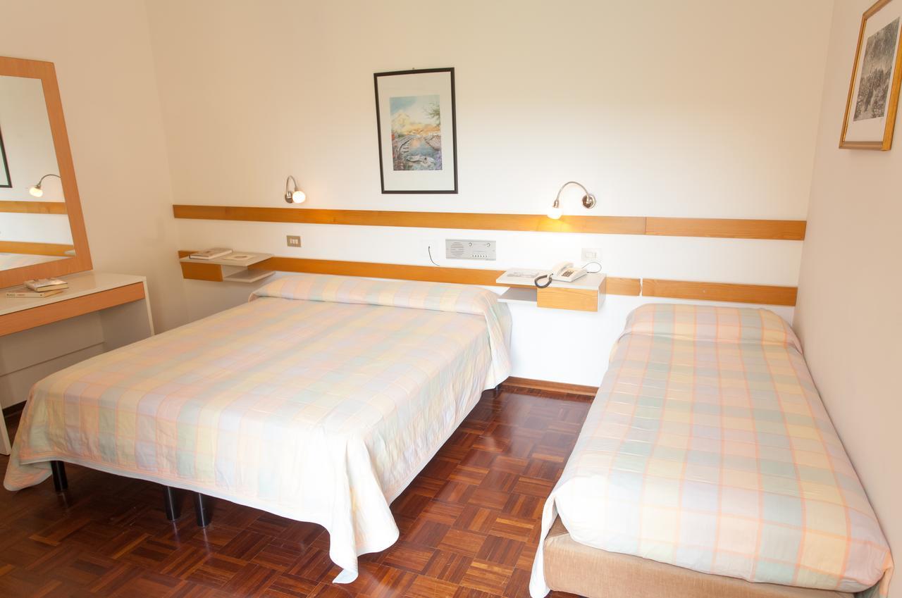 Hotel Rossini Tabiano Terme Zewnętrze zdjęcie